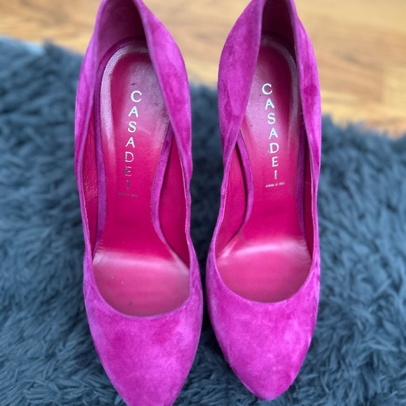 Casadei Fuchsia Suede Heels size 8.5 - Picture 1 of 6